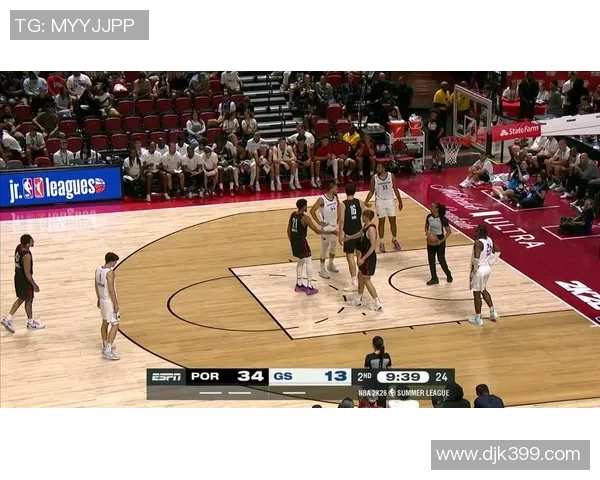 4月15日NBA精彩对决雷霆与开拓者全场录像回放及精彩瞬间分析