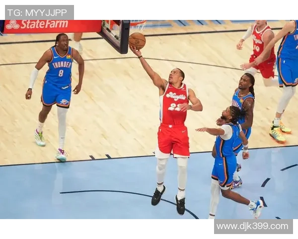 雷霆与灰熊第三节精彩对决分析及关键时刻回顾